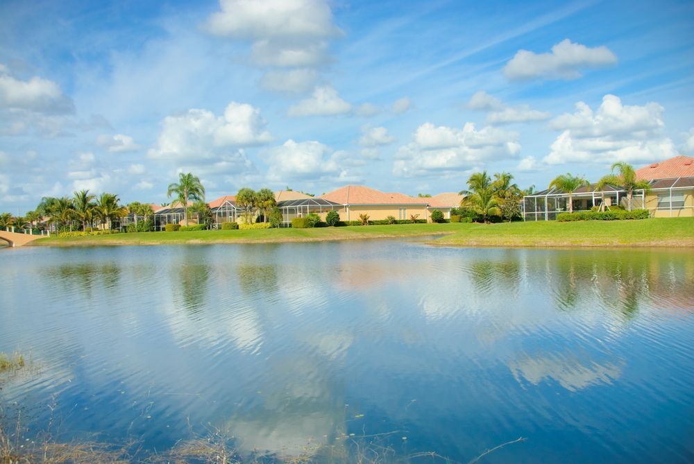 Pembroke Park RE/MAX Complete Solutions