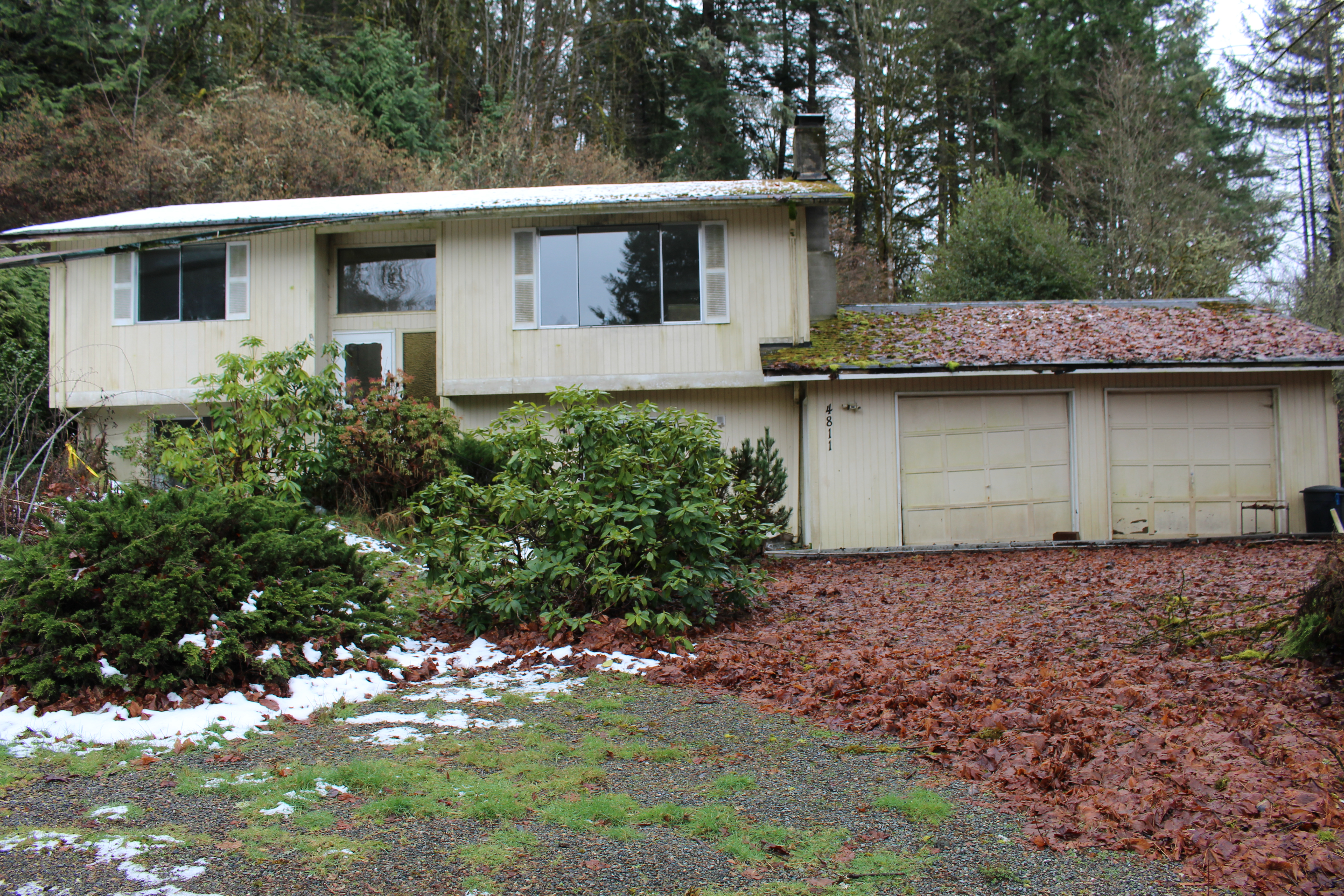 Front yard of Home for sale in Sumner WA