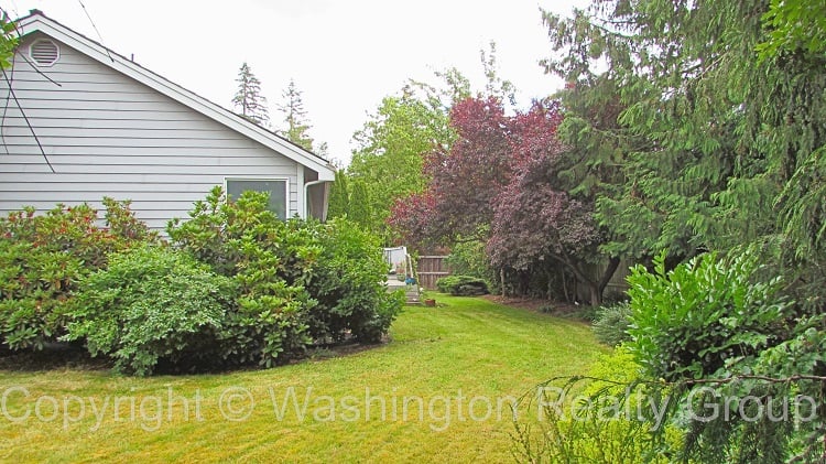 Backyard home for sale in Sumner