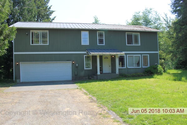 Front yard of Home for sale in Sumner WA