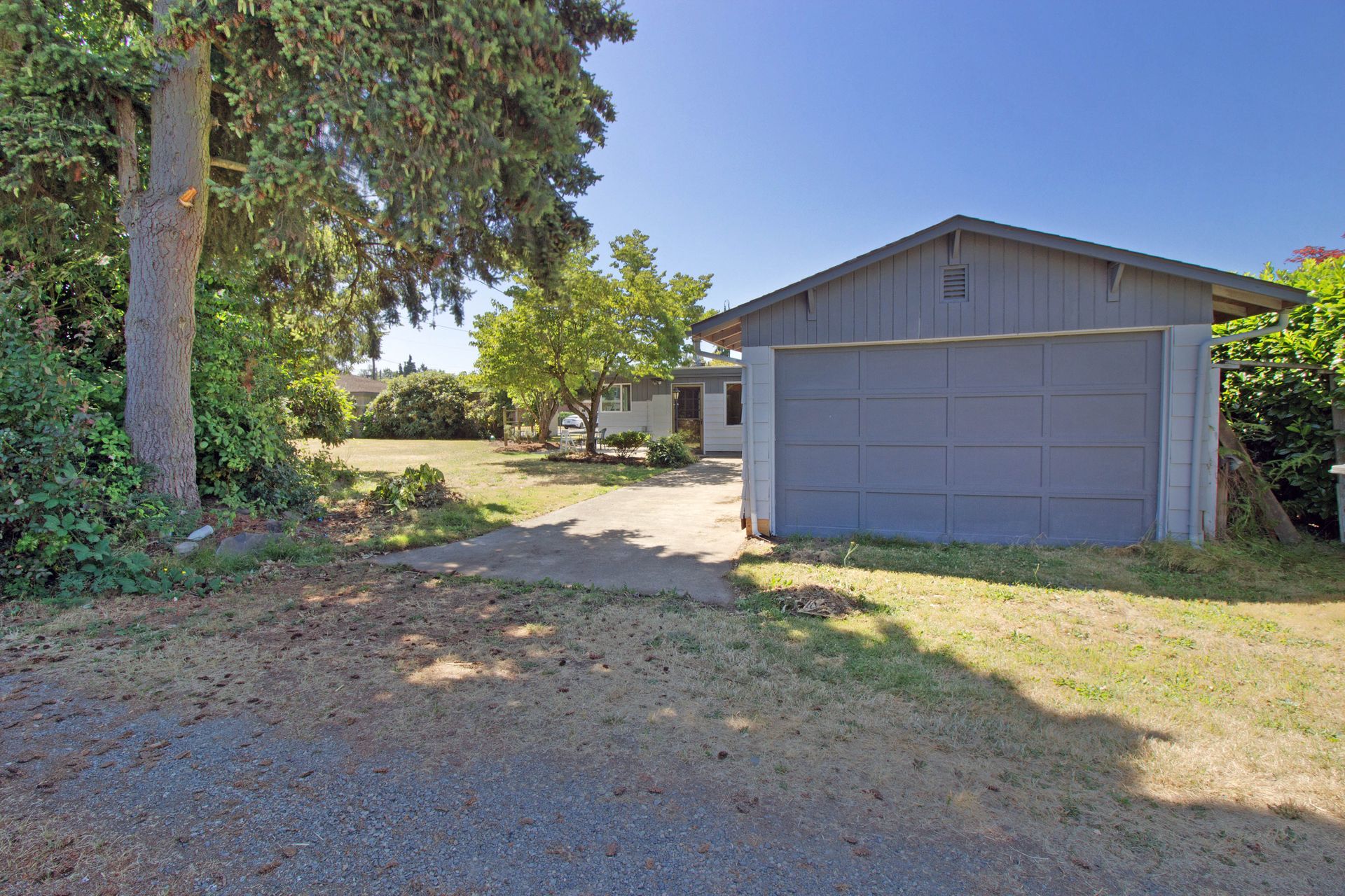 Backyard home for sale in Sumner