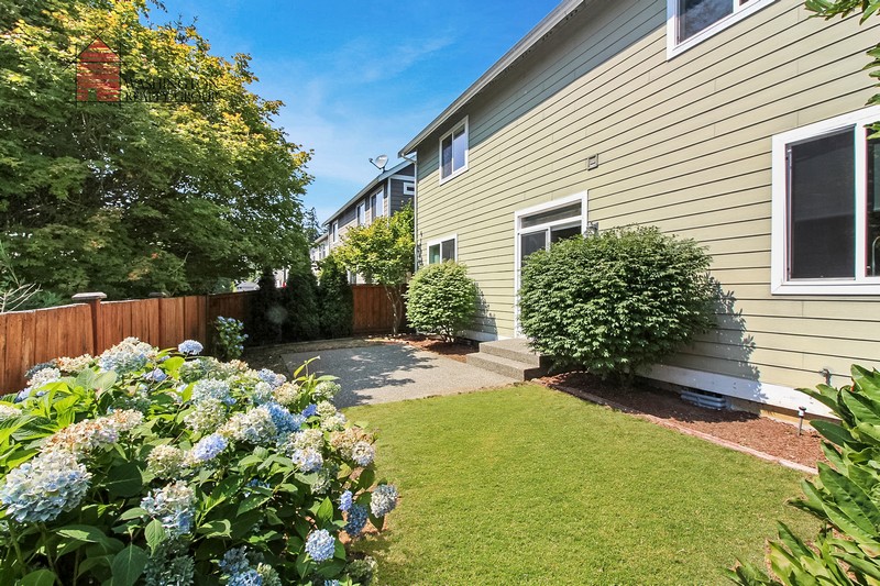 Backyard home for sale in Sumner