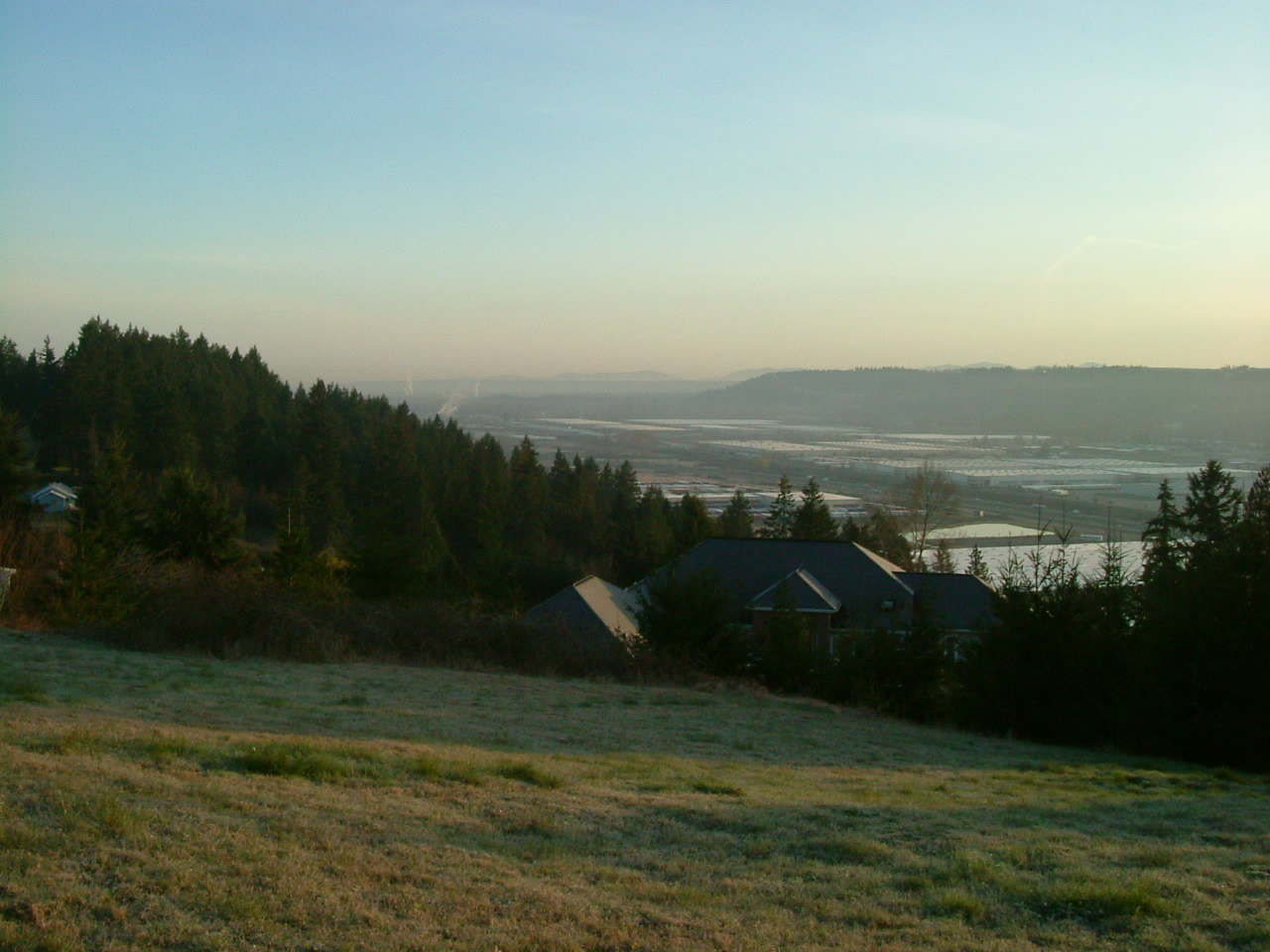 Front yard of Home for sale in Sumner WA