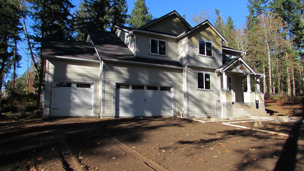 Backyard home for sale in Sumner