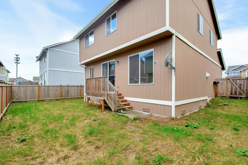 Backyard home for sale in Sumner