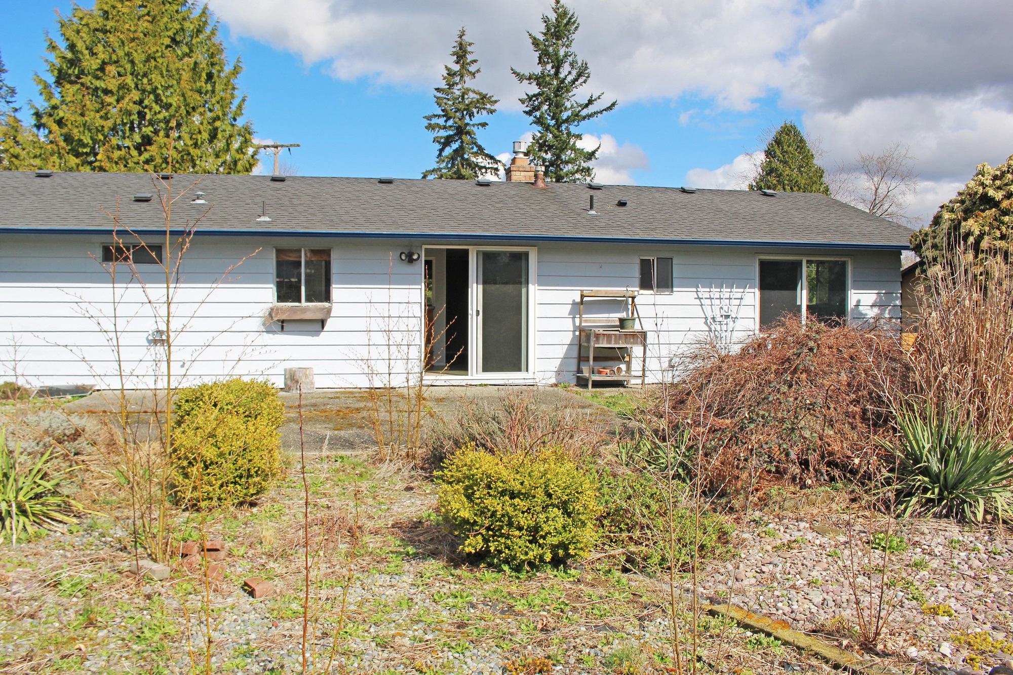 Backyard home for sale in Sumner