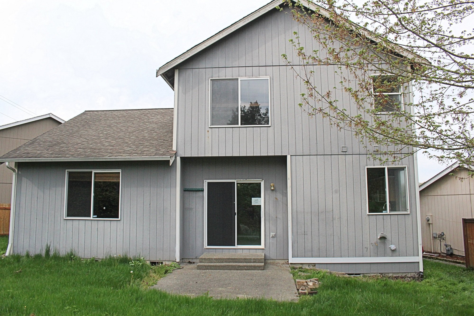 Backyard home for sale in Sumner