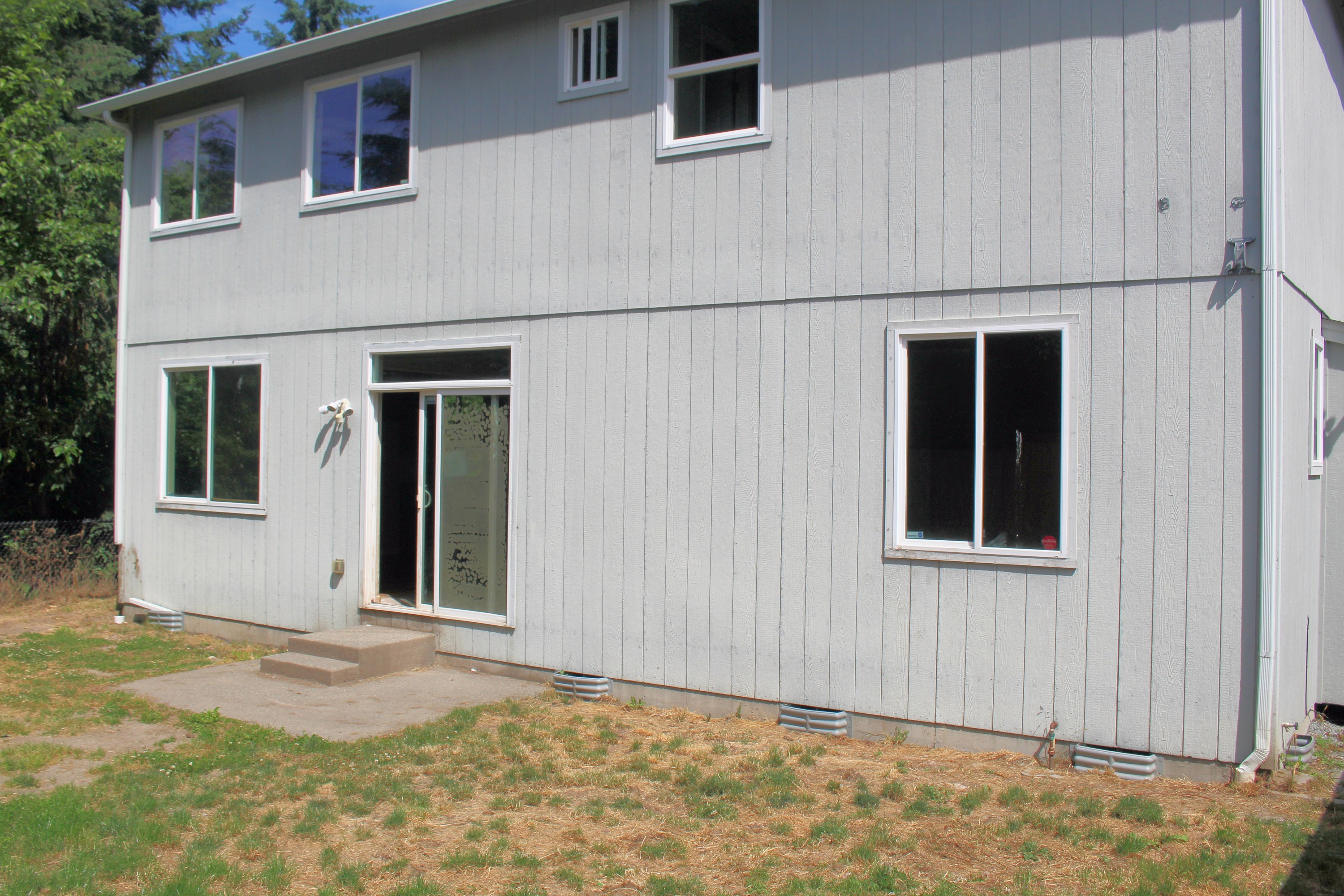 Backyard home for sale in Sumner