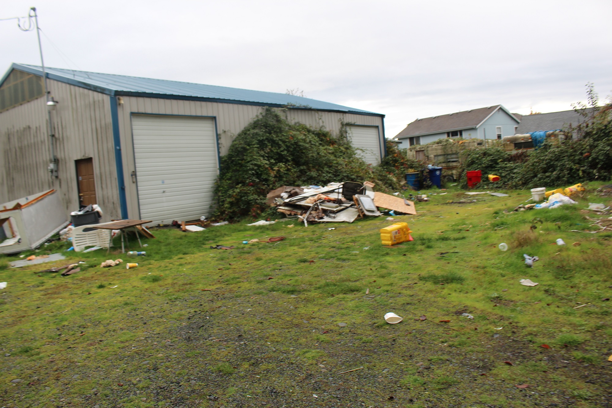 Backyard home for sale in Sumner