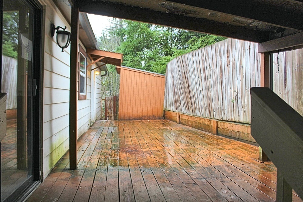 Backyard home for sale in Sumner