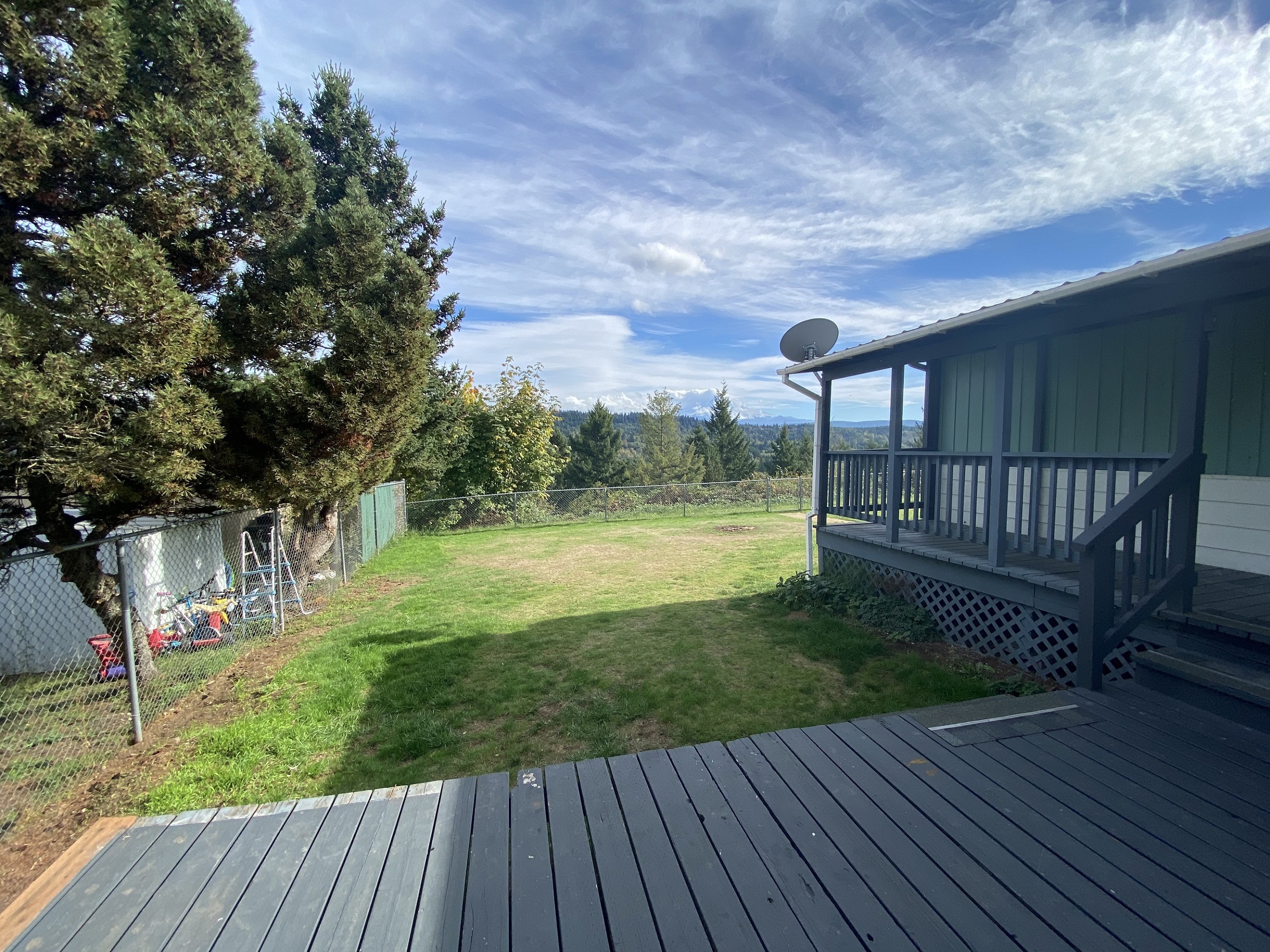 Backyard home for sale in Sumner
