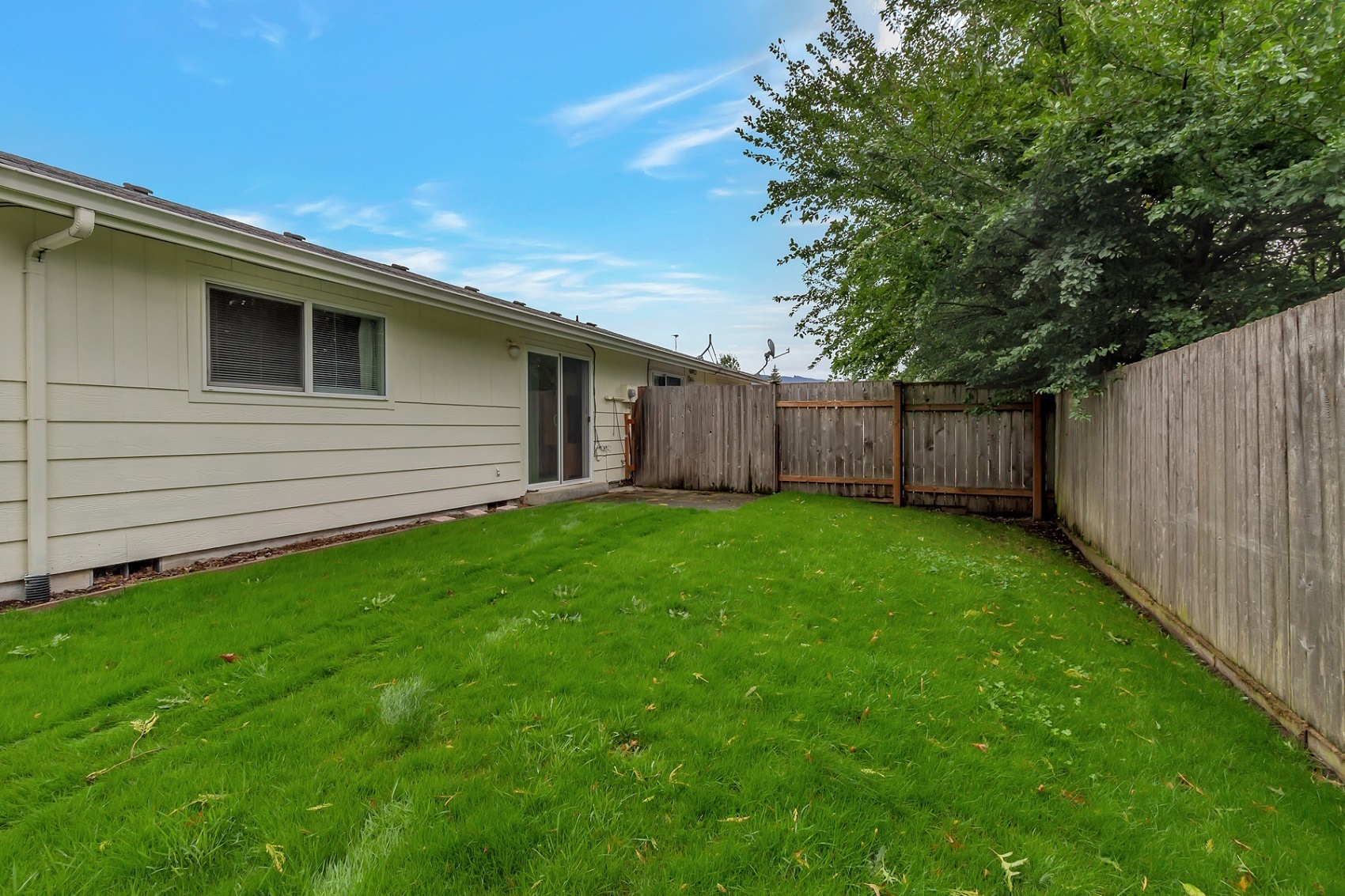 Backyard home for sale in Sumner