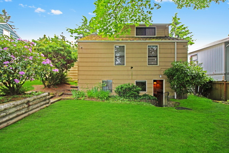 Backyard home for sale in Sumner