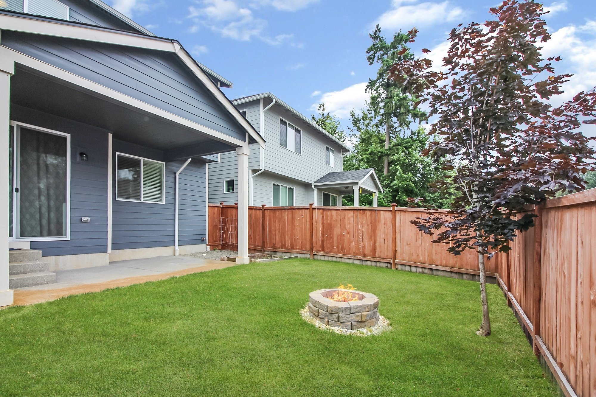 Backyard home for sale in Sumner