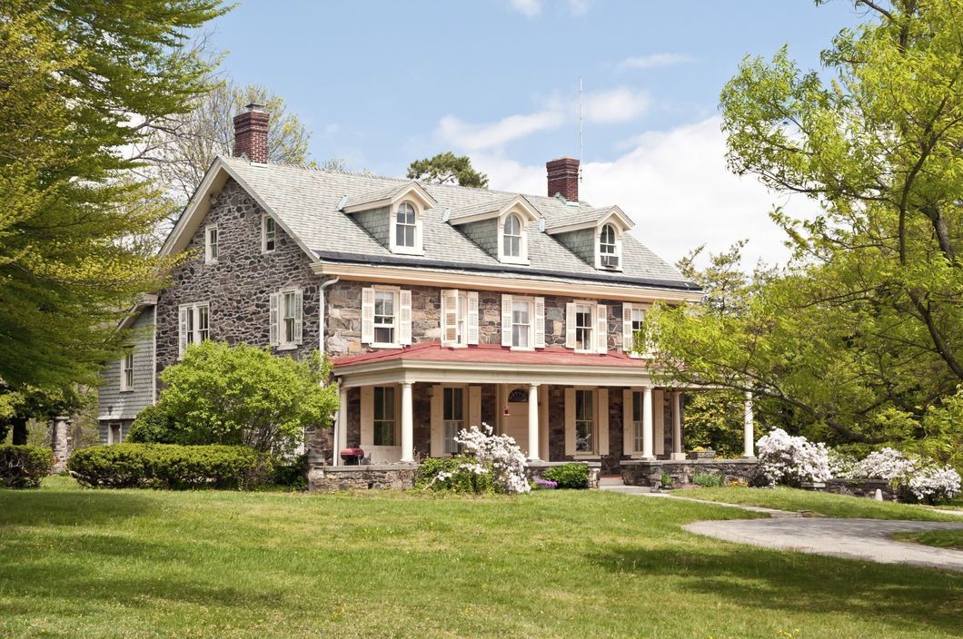 321 Woodland Way D'Arelli and Merchant