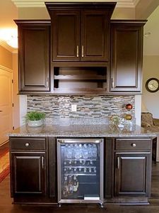 3920-timber-green-ranch-home-butlers-bar-copy