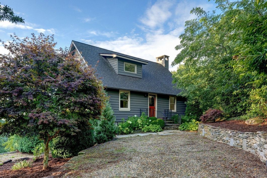 3061-dillard-rd-highlands-nc-exterior-v1