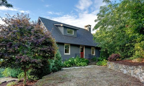 Highlands Nc Home For Sale 3061 Dillard Road Charming Cabin