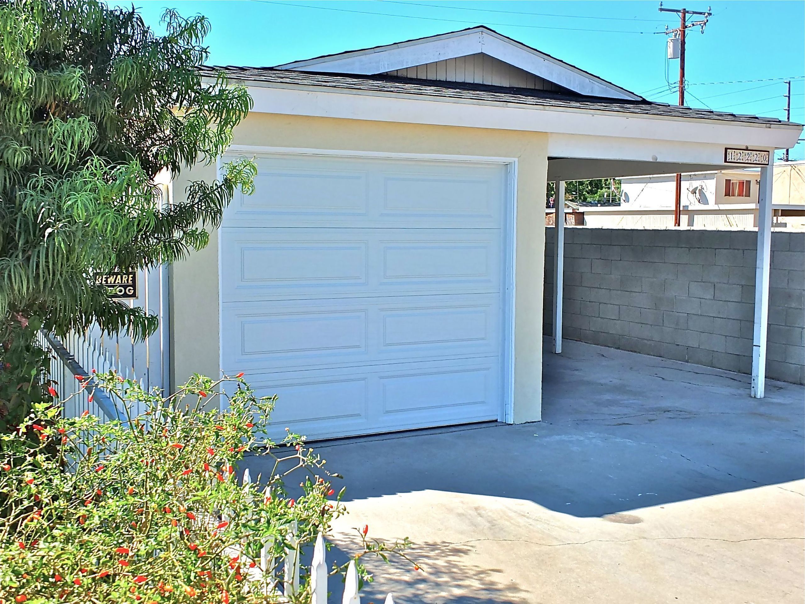 12220 211th Street, Hawaiian Gardens