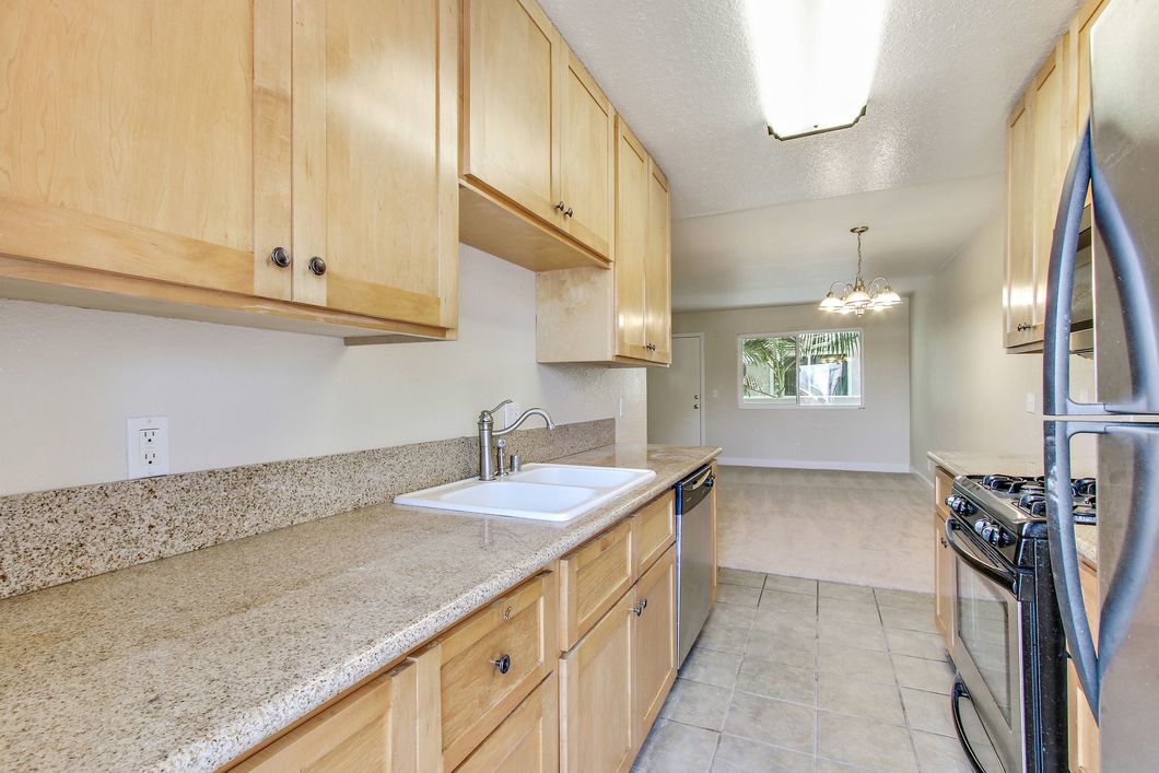 1148 Molino Ave APT 1, Long Beach, CA