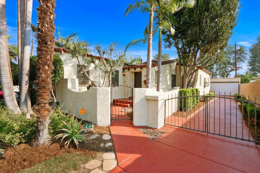 2720 Eucalyptus Ave.