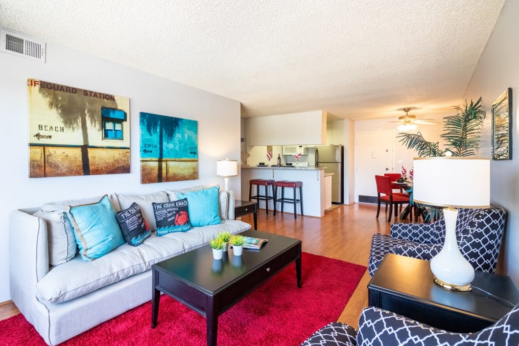 5585 E. Pacific Coast Hwy #256