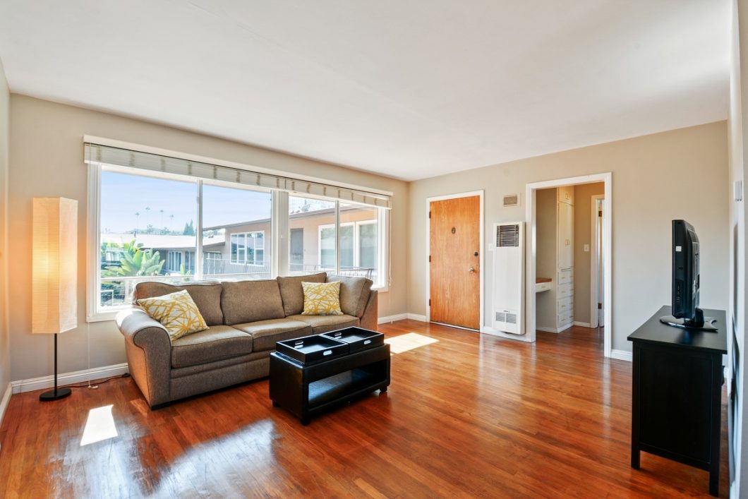 1023 E. 1st Street #14, Long Beach CA 90802