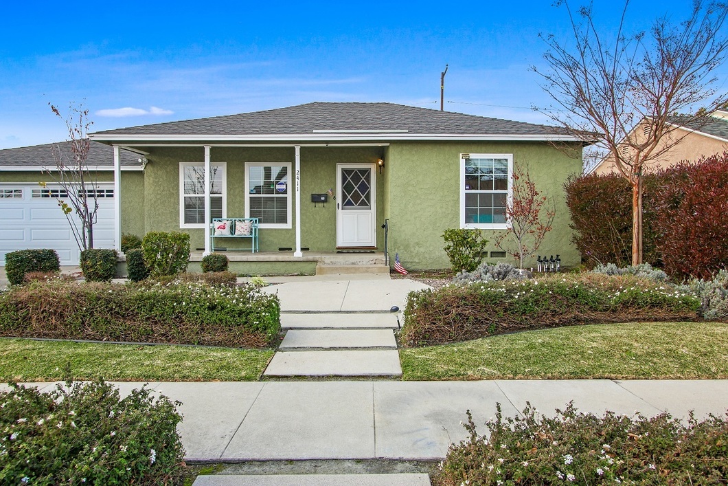 2411 Granada Ave., Long Beach CA 90815