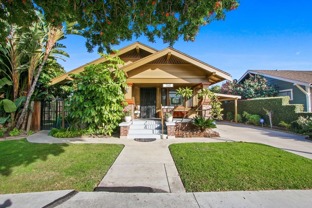 750 Molino Ave., Long Beach CA 90804