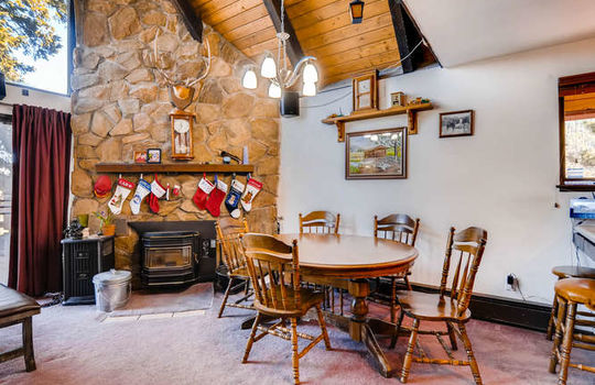 565-elk-valley-drive-evergreen-small-008-4-dining-room-666&#215;443-72dpi