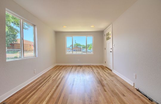 01_Living_Room_IMG_9056