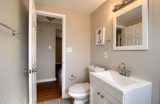 07_Bathroom__MG_0512