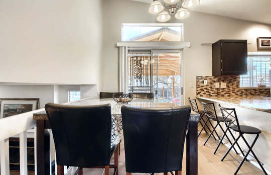 03_Dining_Room_IMG_1935