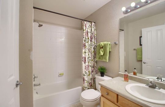 05_Master_Bathroom_IMG_5033