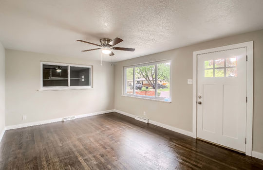 01_Living_Room_IMG_9059