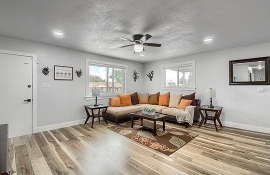 01_Living_Room_IMG_0695
