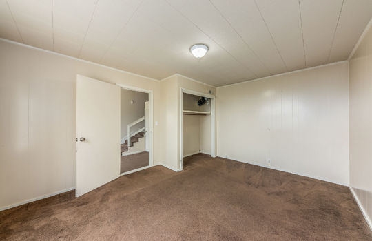 lowerlevelbedroom25