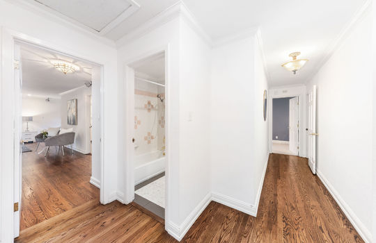 hallway0032