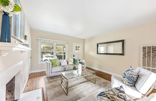 livingroom0004