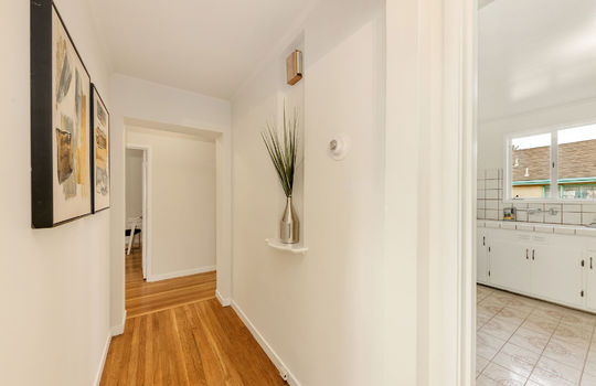 hallway0012