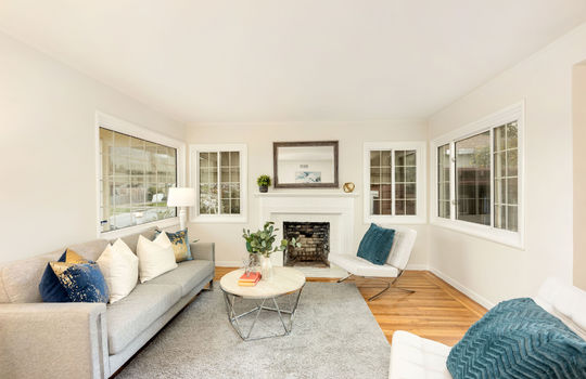 livingroom0002