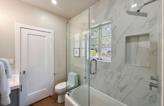 officebathroom0029