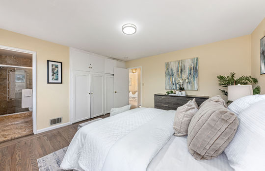 primarybedroom0030