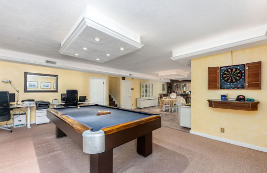 downstairsfamilyroom0048