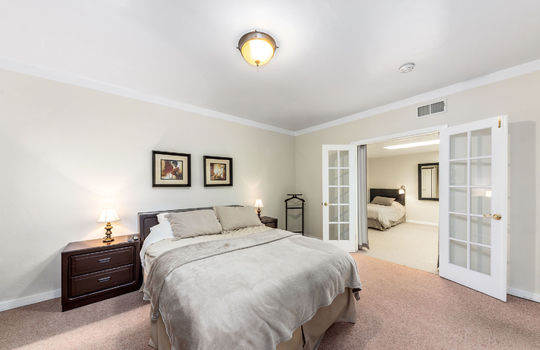 downstairsguestsuite0055