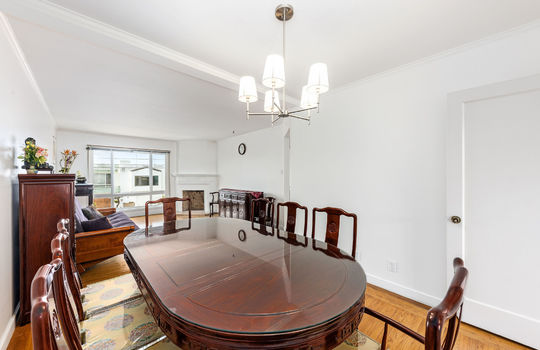 DININGroom0018