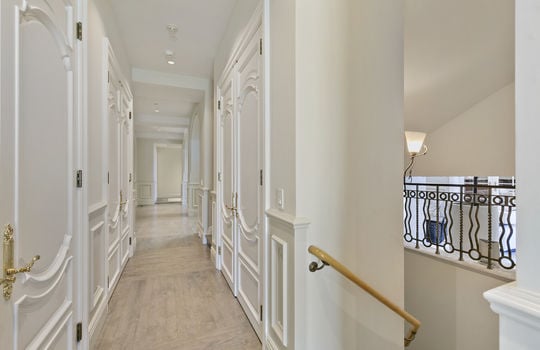 floor_1_hallway-10