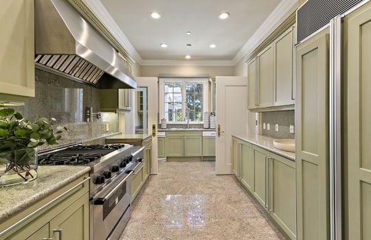 floor_1_kitchen_2-1