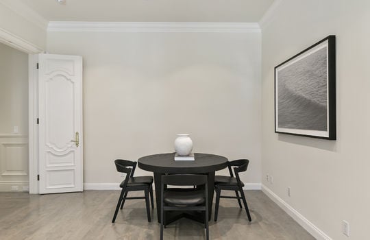 floor_1_master_bedroom-10