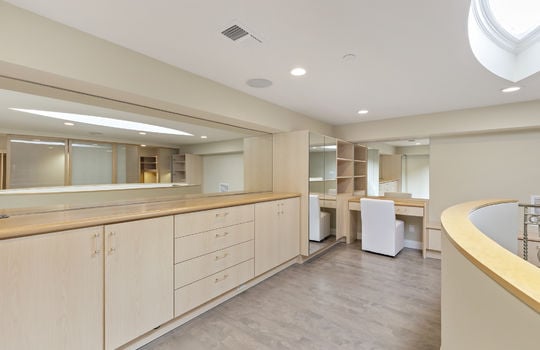 floor_2_master_room-121